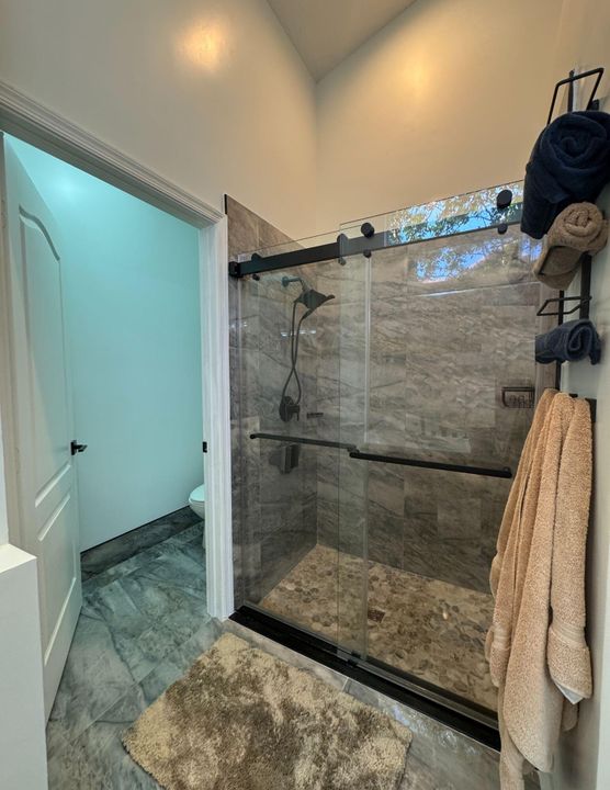 В аренду: $6,500 (3 спален, 3 ванн, 2105 Квадратных фут)