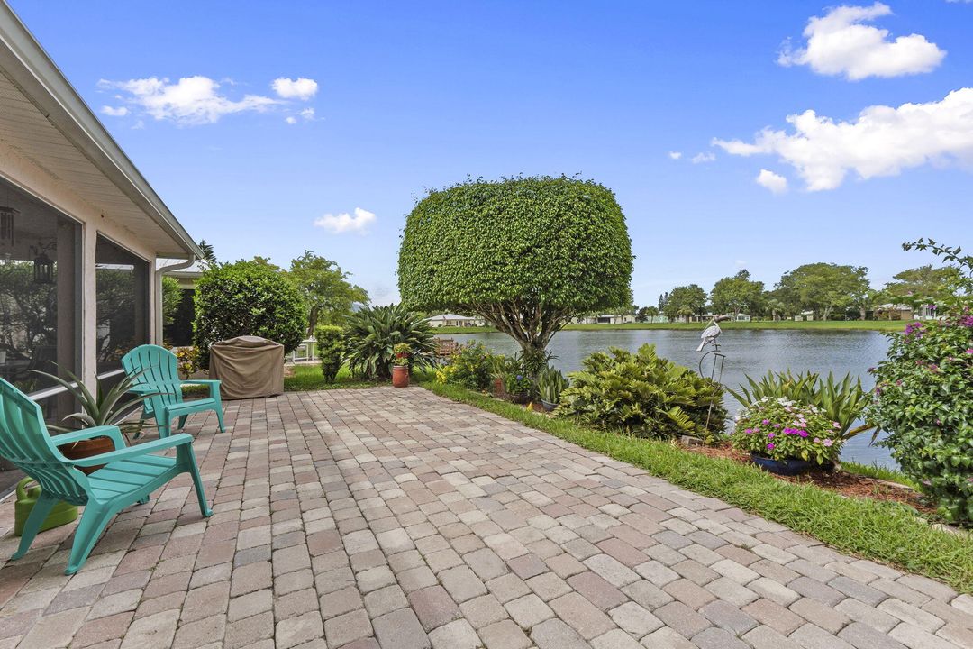 待售: $256,000 (3 贝兹, 2 浴室, 1812 平方英尺)