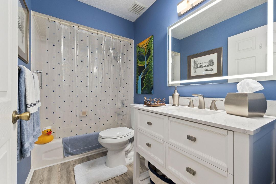 待售: $256,000 (3 贝兹, 2 浴室, 1812 平方英尺)