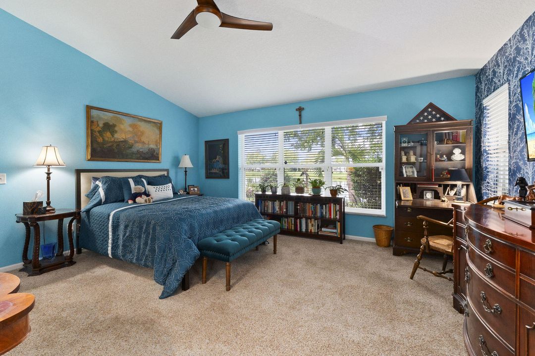 待售: $256,000 (3 贝兹, 2 浴室, 1812 平方英尺)