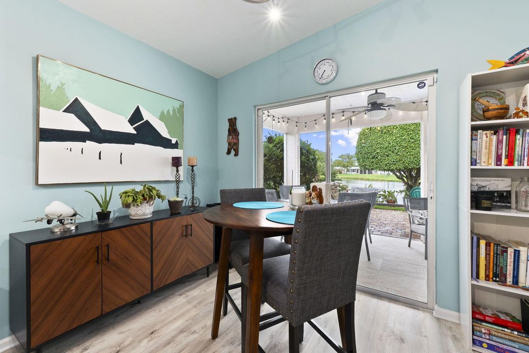 待售: $256,000 (3 贝兹, 2 浴室, 1812 平方英尺)