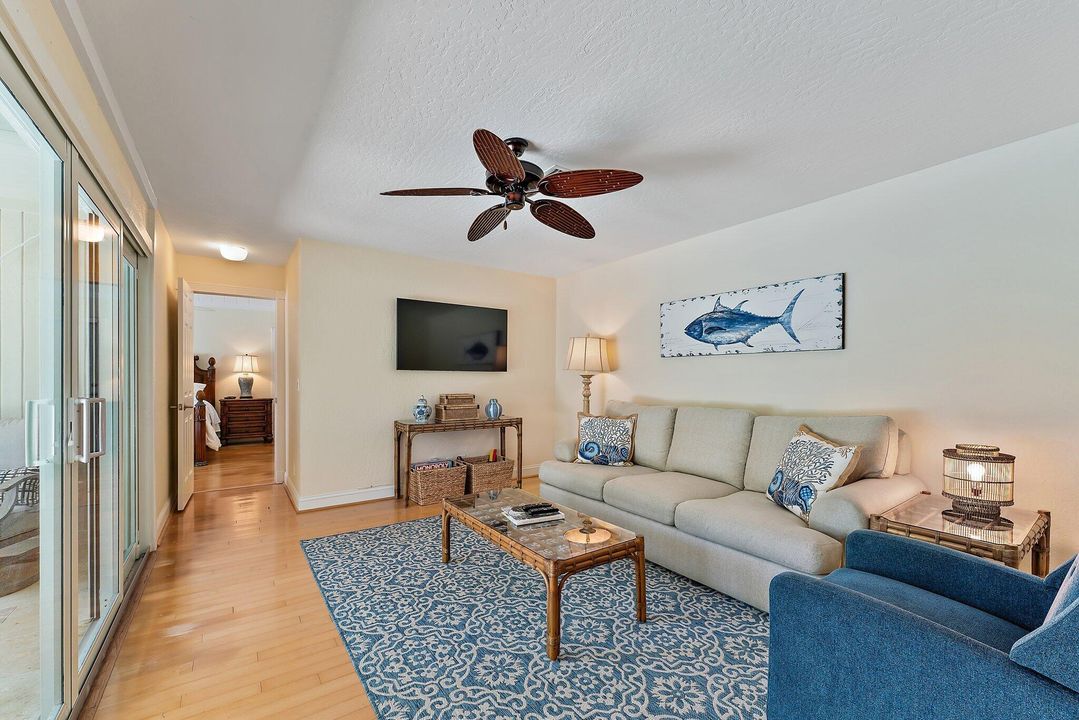 В аренду: $15,000 (3 спален, 3 ванн, 1926 Квадратных фут)