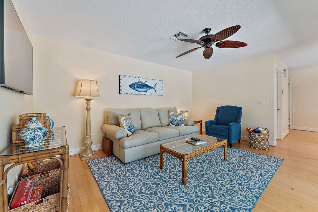 В аренду: $15,000 (3 спален, 3 ванн, 1926 Квадратных фут)