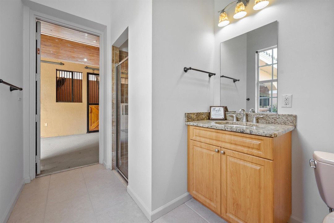 For Sale: $1,895,000 (2 beds, 2 baths, 1920 Square Feet)