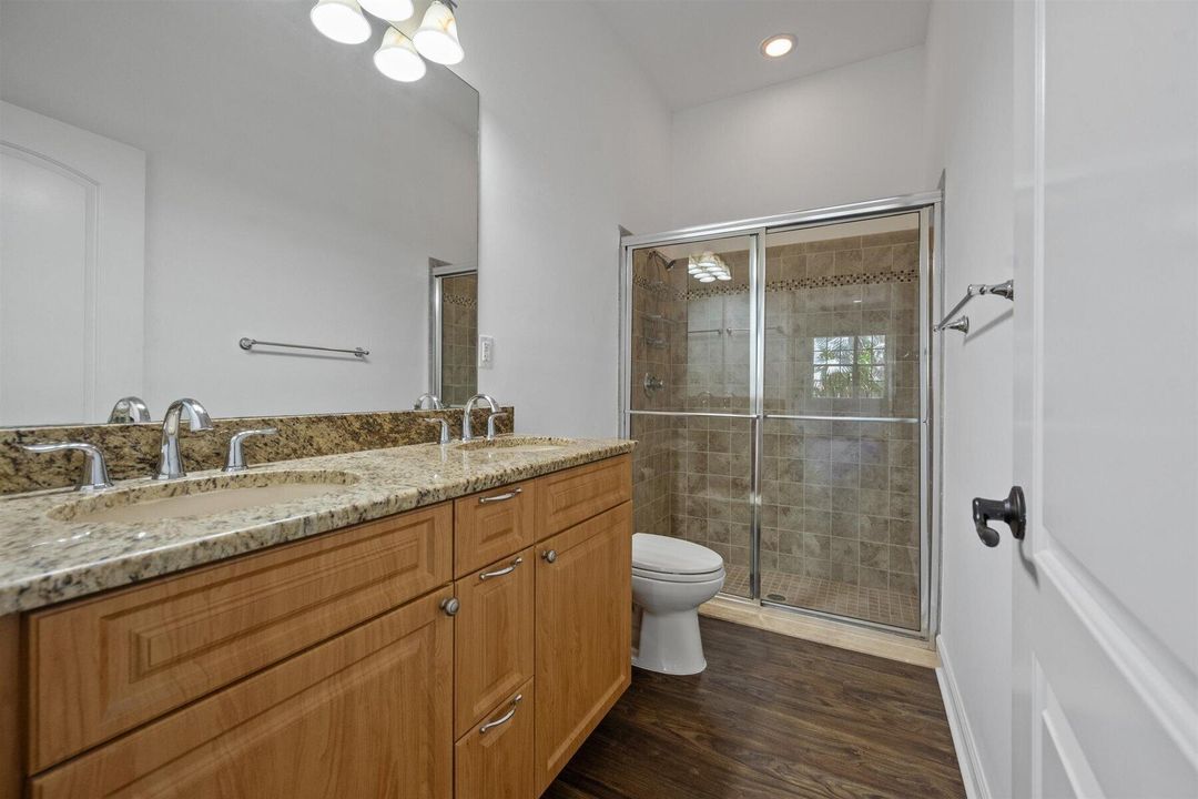 For Sale: $1,895,000 (2 beds, 2 baths, 1920 Square Feet)