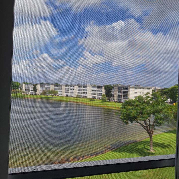 Recently Sold: $109,900 (1 beds, 1 baths, 738 Square Feet)