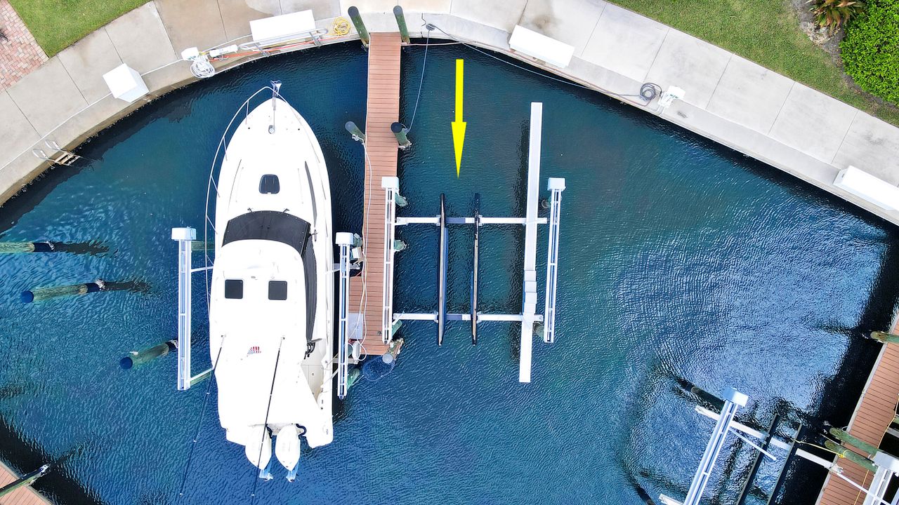 Activo con contrato: $1,490,000 (3 camas, 3 baños, 3120 Pies cuadrados)