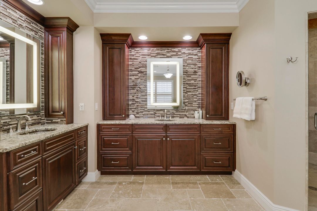 Activo con contrato: $1,490,000 (3 camas, 3 baños, 3120 Pies cuadrados)