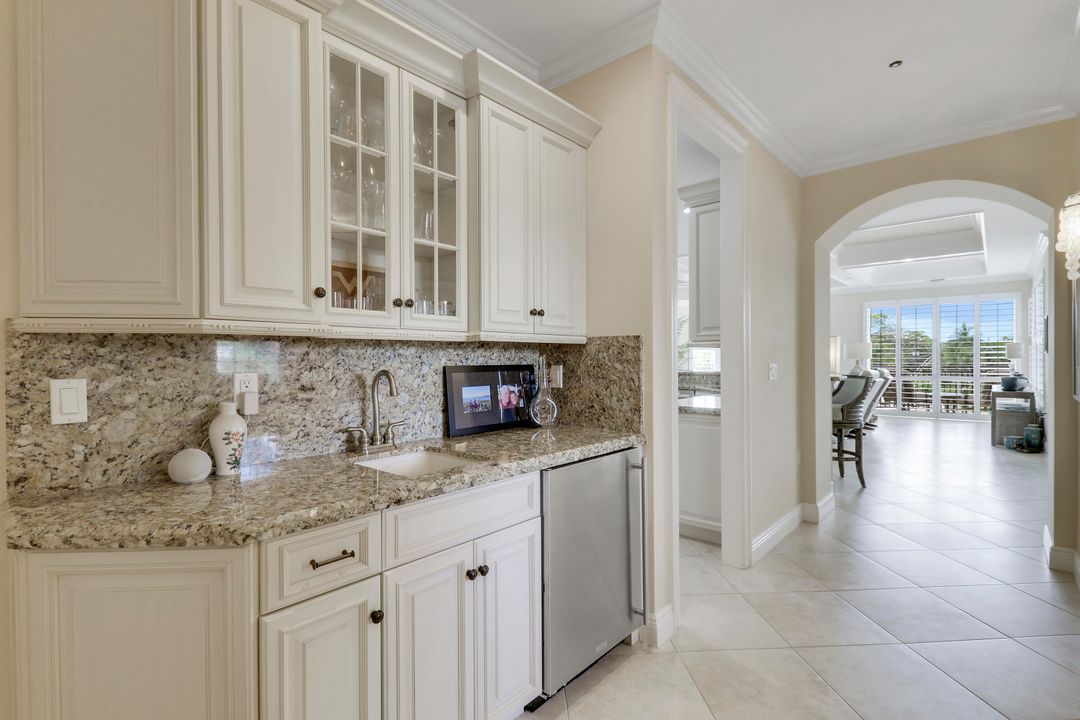 Activo con contrato: $1,490,000 (3 camas, 3 baños, 3120 Pies cuadrados)