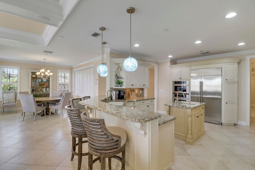 Activo con contrato: $1,490,000 (3 camas, 3 baños, 3120 Pies cuadrados)