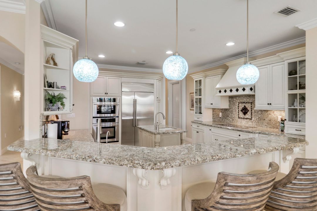 Activo con contrato: $1,490,000 (3 camas, 3 baños, 3120 Pies cuadrados)