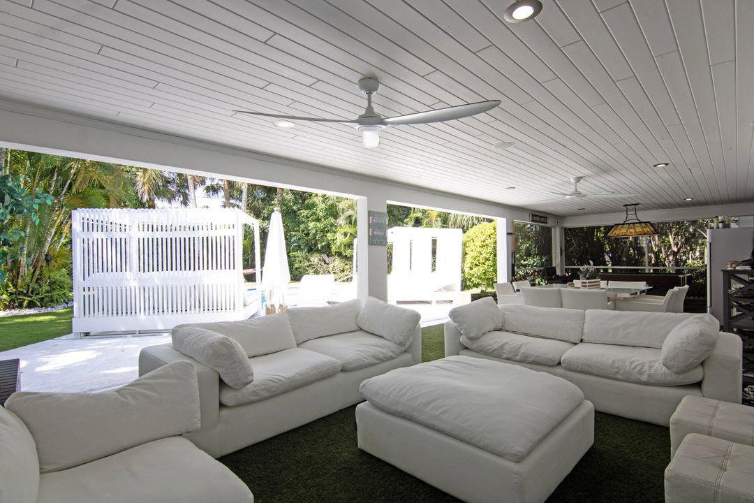 For Sale: $4,750,000 (5 beds, 3 baths, 3429 Square Feet)