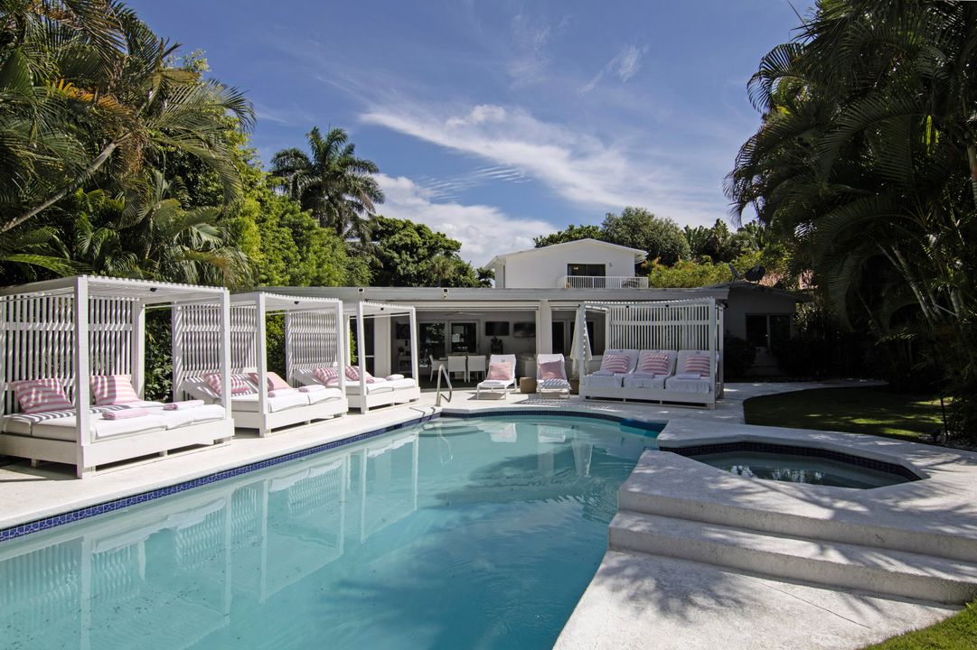 For Sale: $4,750,000 (5 beds, 3 baths, 3429 Square Feet)