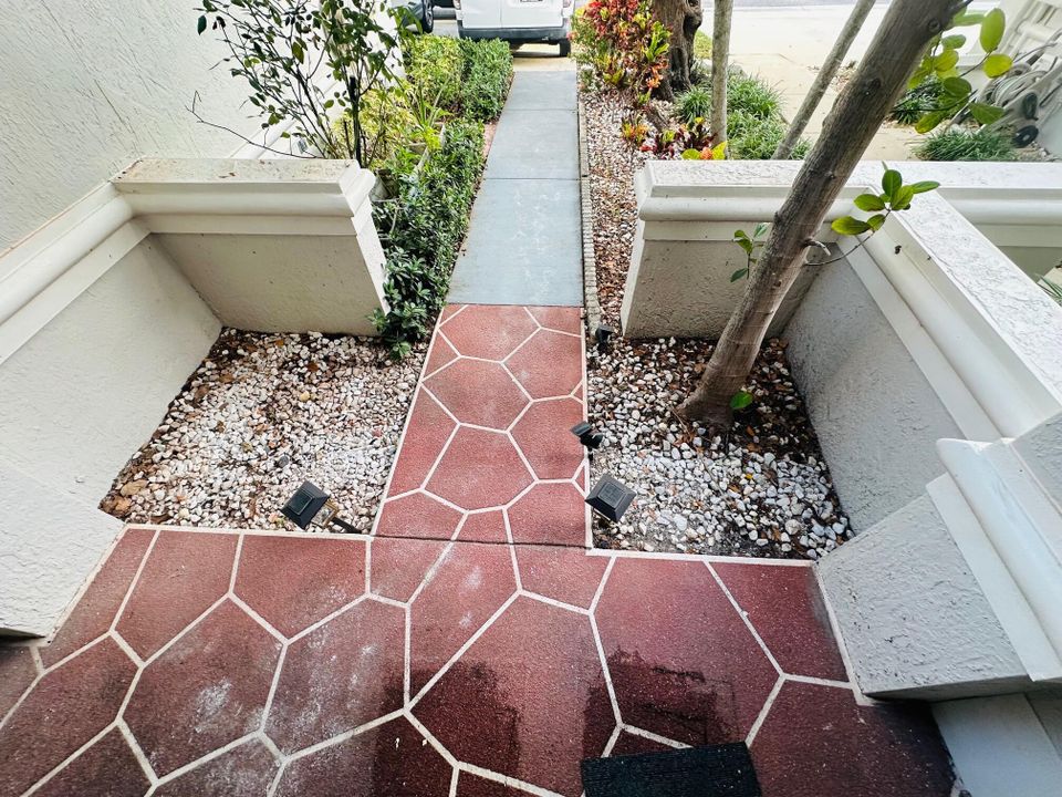 En Venta: $389,900 (4 camas, 2 baños, 1595 Pies cuadrados)