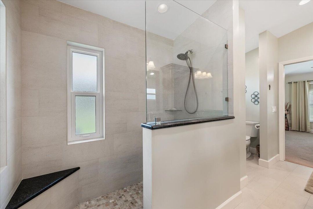 For Sale: $569,000 (3 beds, 2 baths, 2014 Square Feet)