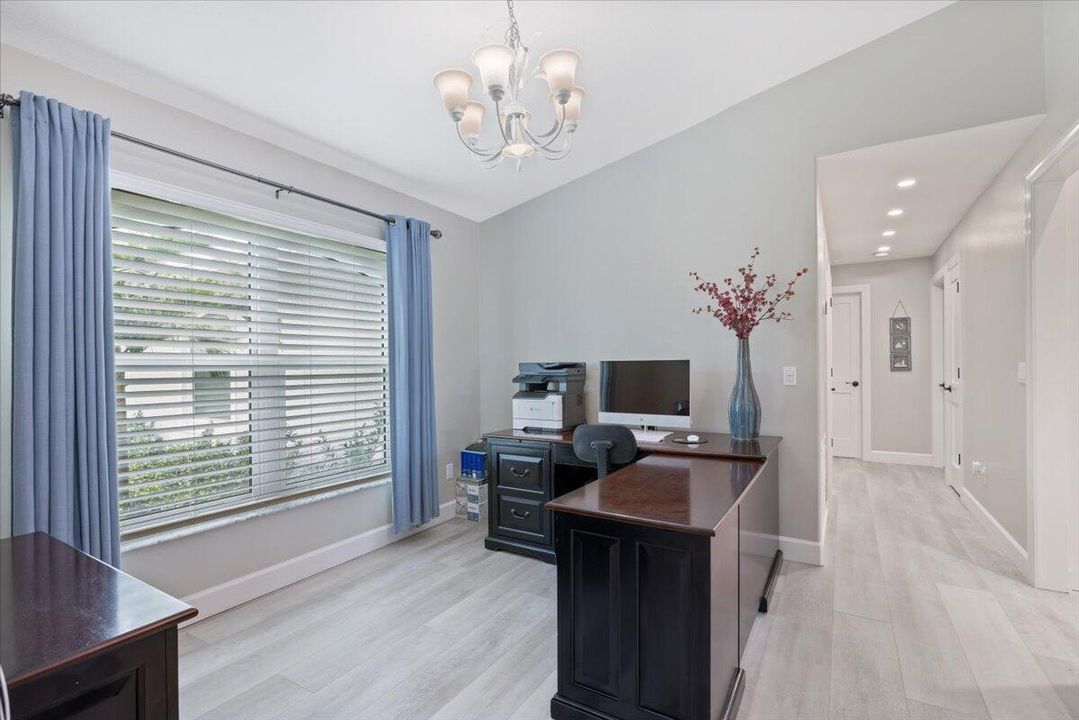 For Sale: $569,000 (3 beds, 2 baths, 2014 Square Feet)