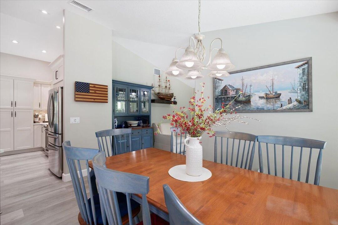 For Sale: $569,000 (3 beds, 2 baths, 2014 Square Feet)