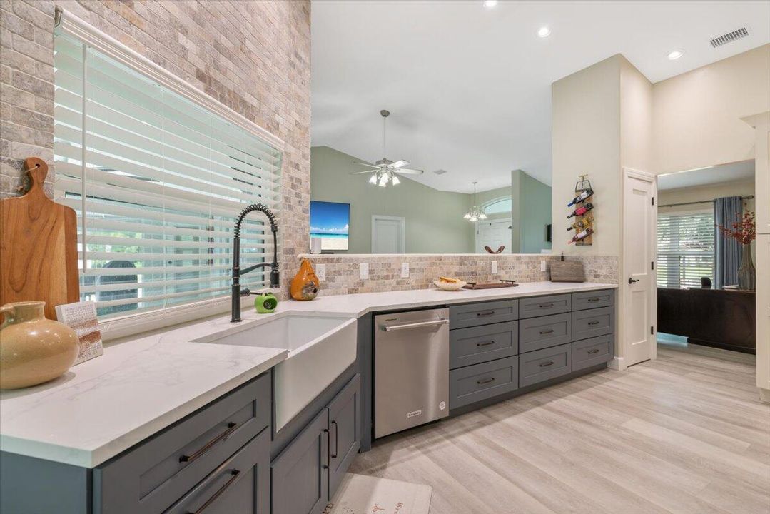 For Sale: $569,000 (3 beds, 2 baths, 2014 Square Feet)