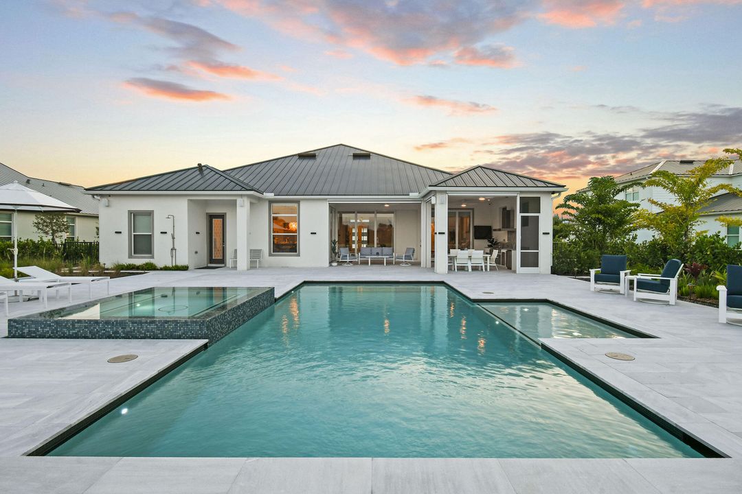 For Sale: $3,595,000 (4 beds, 3 baths, 3461 Square Feet)