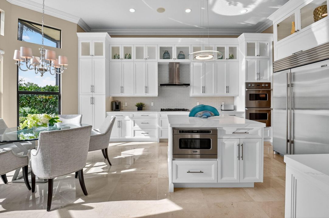 En Venta: $1,899,000 (3 camas, 3 baños, 3352 Pies cuadrados)