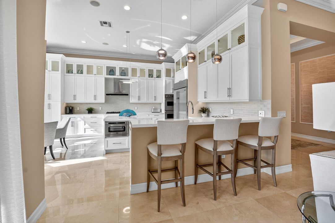 En Venta: $1,899,000 (3 camas, 3 baños, 3352 Pies cuadrados)