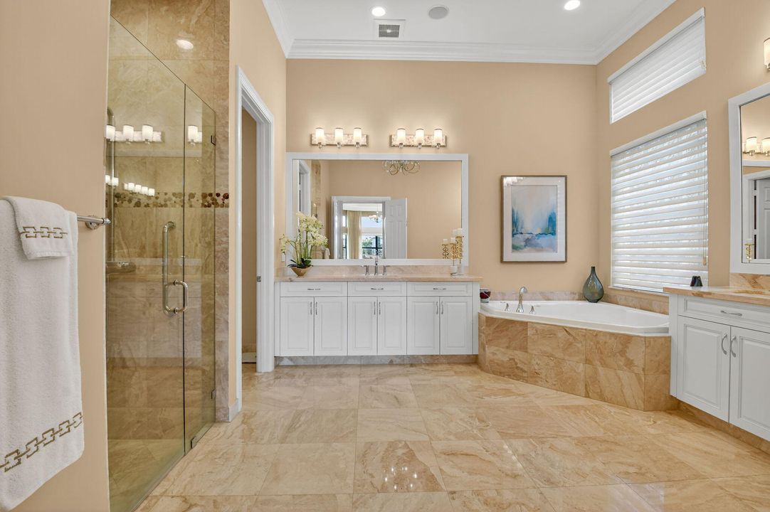 En Venta: $1,899,000 (3 camas, 3 baños, 3352 Pies cuadrados)