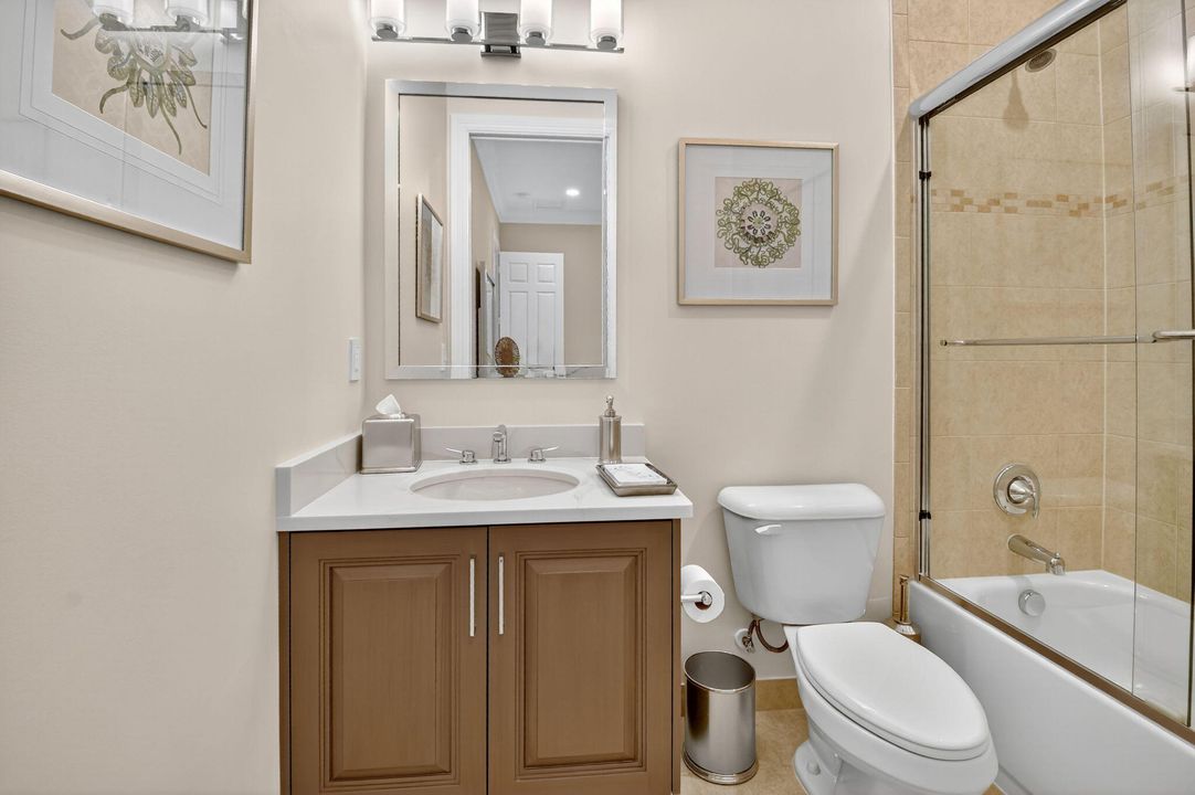 En Venta: $1,899,000 (3 camas, 3 baños, 3352 Pies cuadrados)