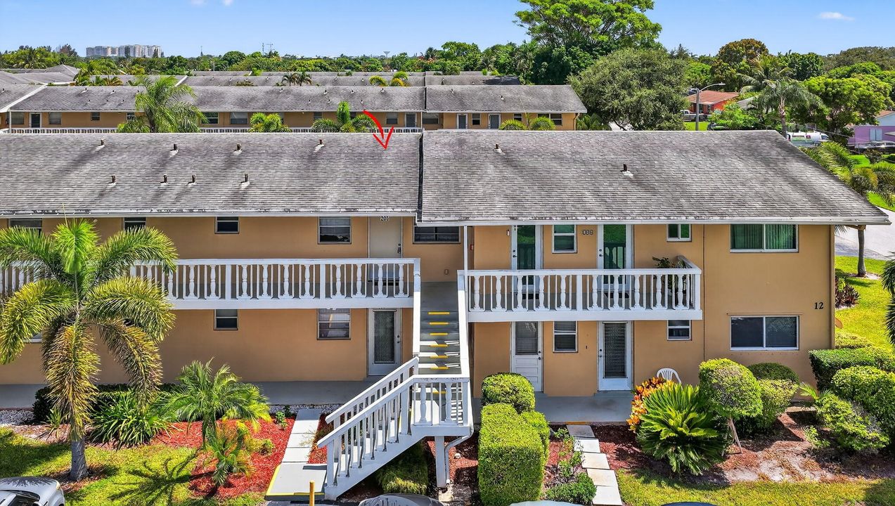 For Sale: $89,900 (1 beds, 1 baths, 624 Square Feet)