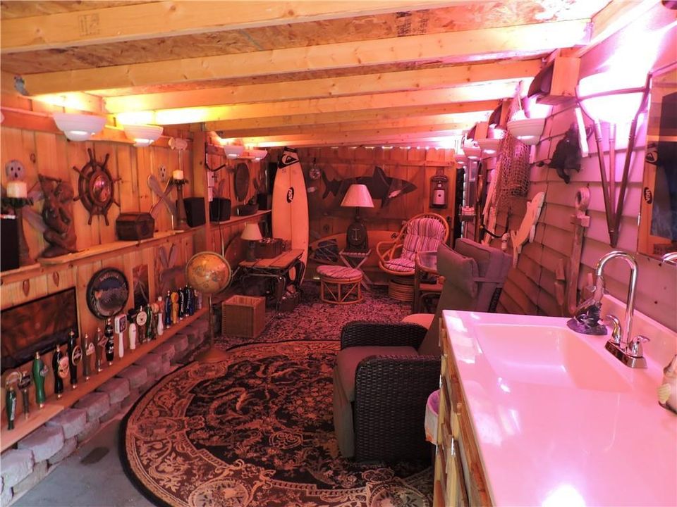 For Sale: $315,000 (2 beds, 3 baths, 839 Square Feet)