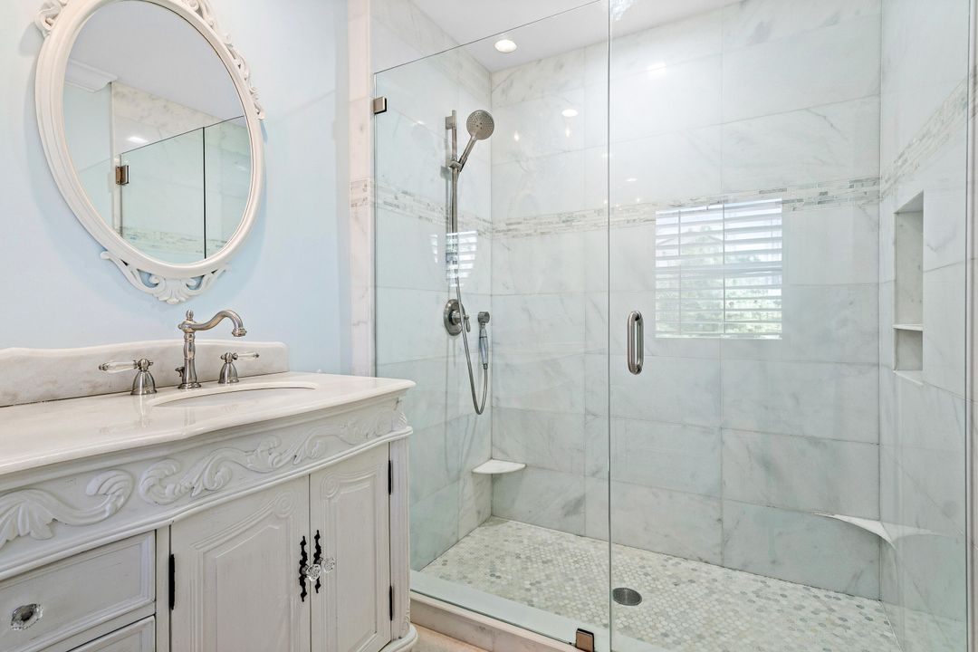 Под контрактом: $1,099,000 (2 спален, 2 ванн, 1466 Квадратных фут)