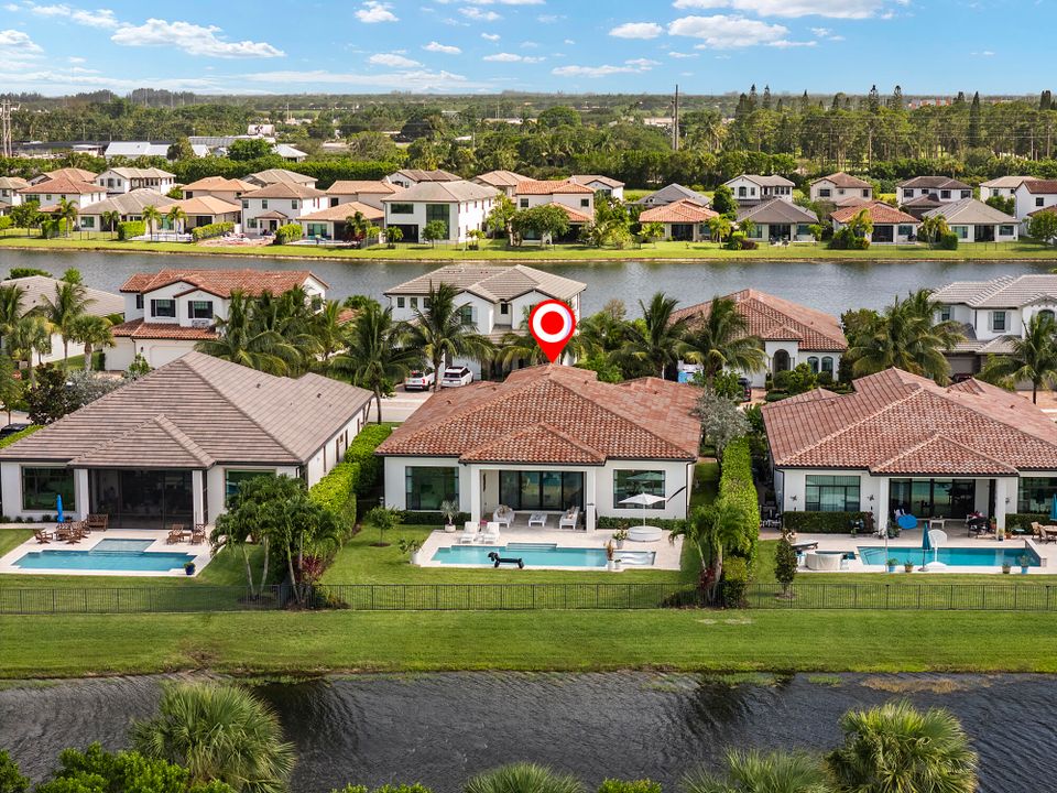 Active With Contract: $1,595,000 (4 beds, 3 baths, 3080 Square Feet)