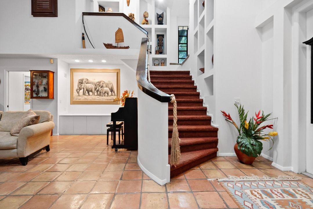 待售: $999,900 (5 贝兹, 3 浴室, 2738 平方英尺)