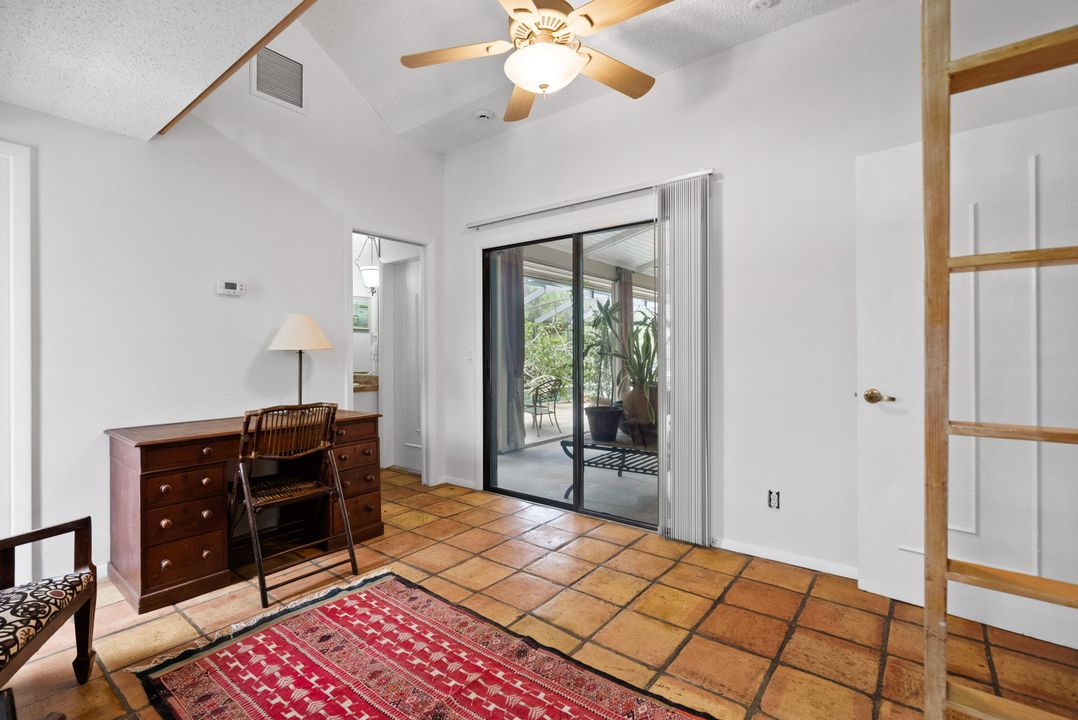 待售: $999,900 (5 贝兹, 3 浴室, 2738 平方英尺)