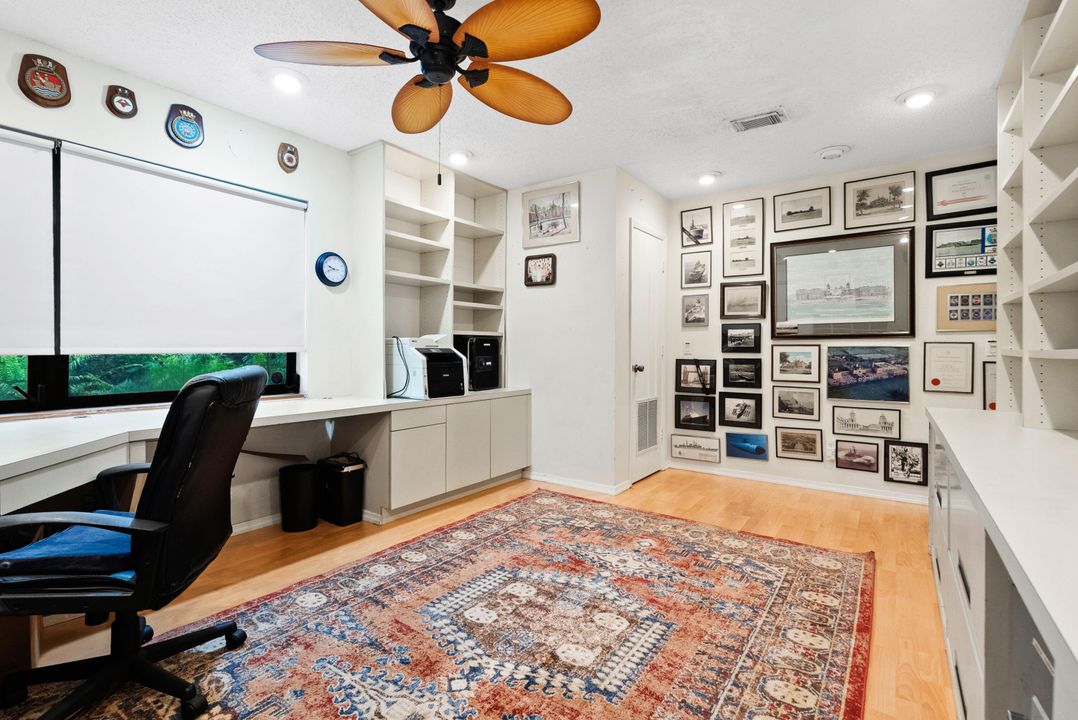 待售: $999,900 (5 贝兹, 3 浴室, 2738 平方英尺)