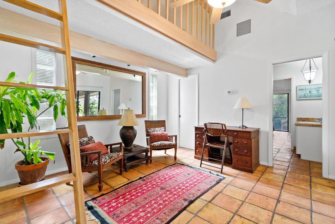 待售: $999,900 (5 贝兹, 3 浴室, 2738 平方英尺)