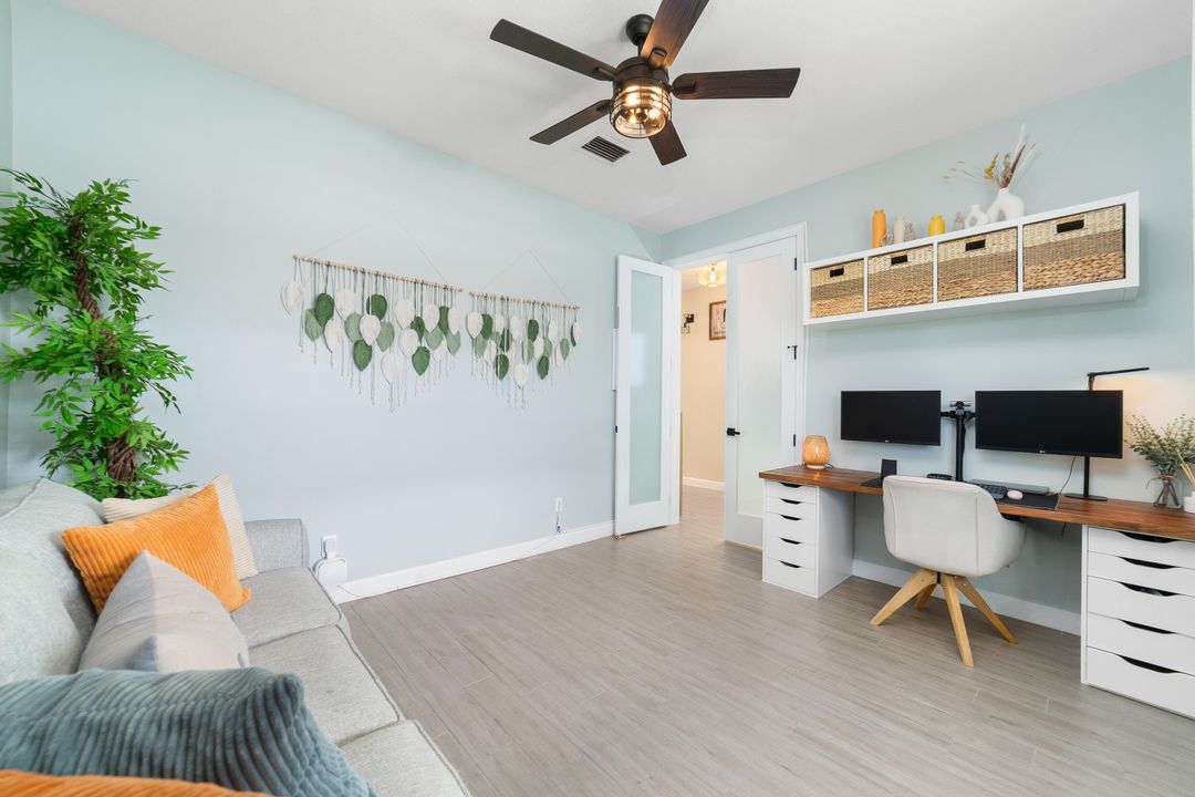 合同活跃: $875,000 (5 贝兹, 3 浴室, 3332 平方英尺)