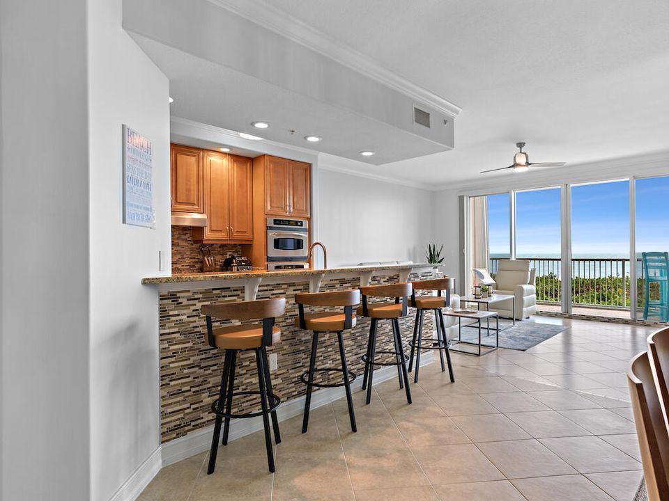 В аренду: $6,000 (3 спален, 2 ванн, 2343 Квадратных фут)