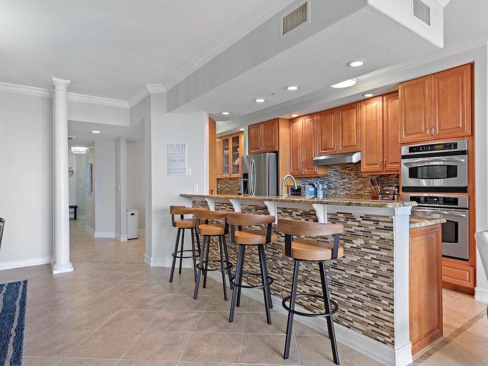 В аренду: $6,000 (3 спален, 2 ванн, 2343 Квадратных фут)