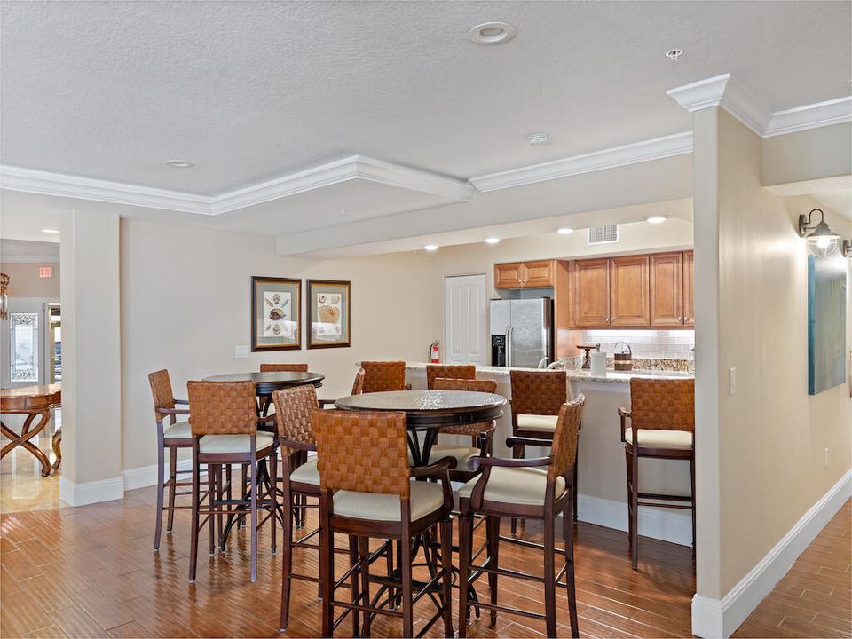 В аренду: $6,000 (3 спален, 2 ванн, 2343 Квадратных фут)