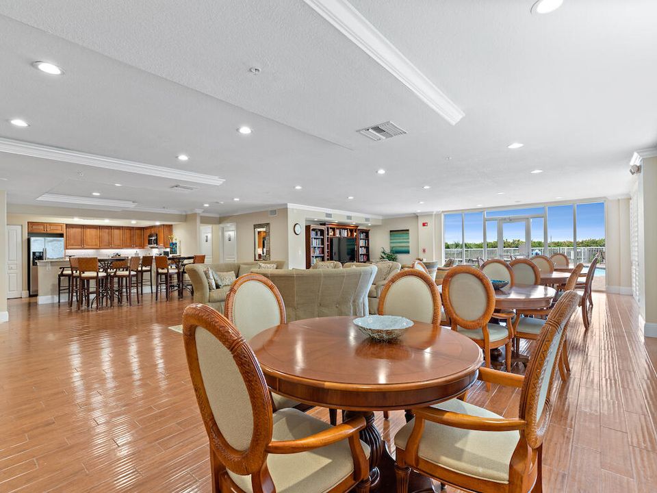 В аренду: $6,000 (3 спален, 2 ванн, 2343 Квадратных фут)