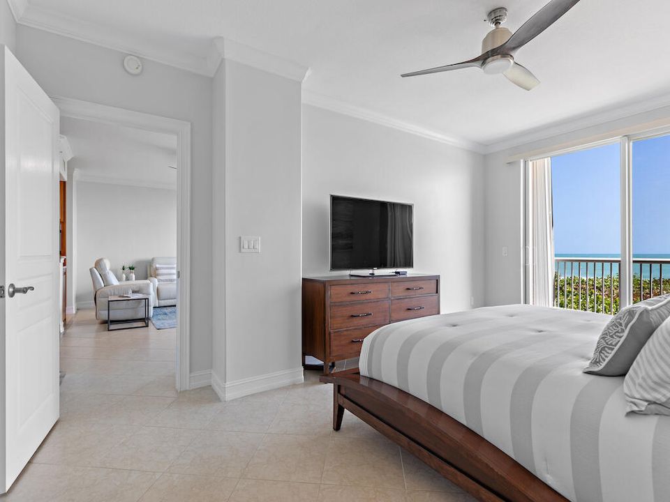 В аренду: $6,000 (3 спален, 2 ванн, 2343 Квадратных фут)