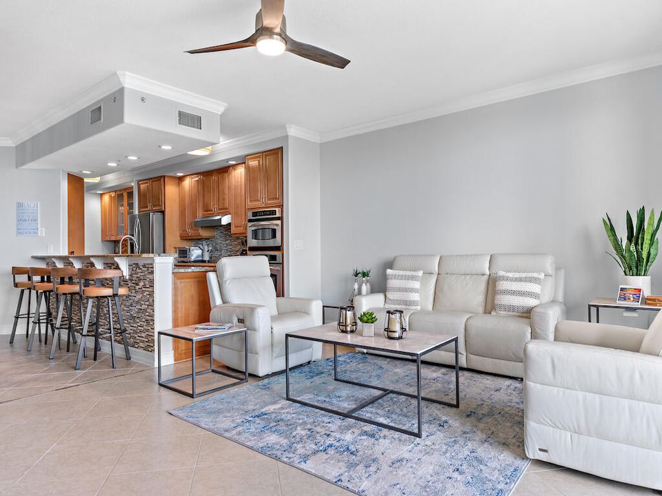 В аренду: $6,000 (3 спален, 2 ванн, 2343 Квадратных фут)