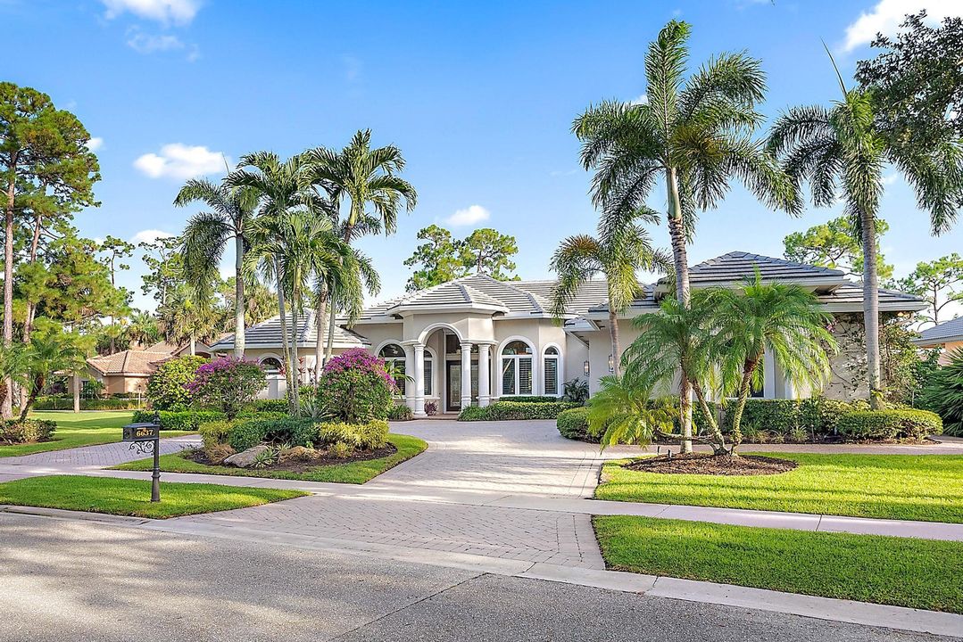 For Sale: $1,899,000 (4 beds, 4 baths, 3834 Square Feet)