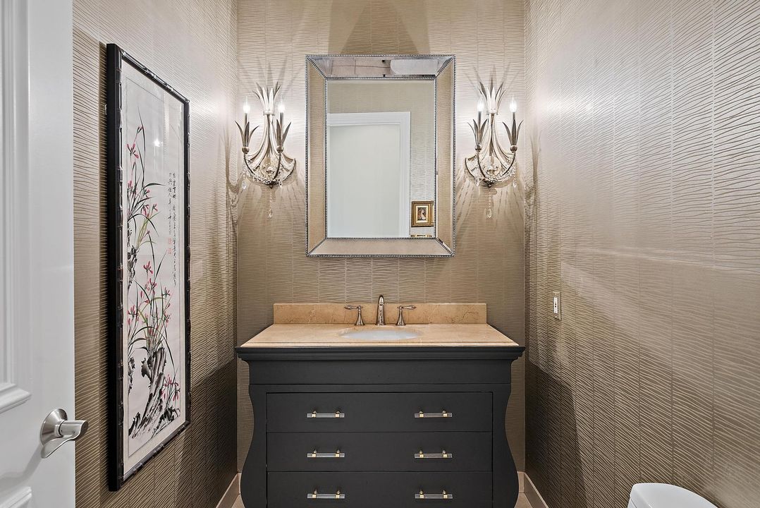 For Sale: $1,899,000 (4 beds, 4 baths, 3834 Square Feet)