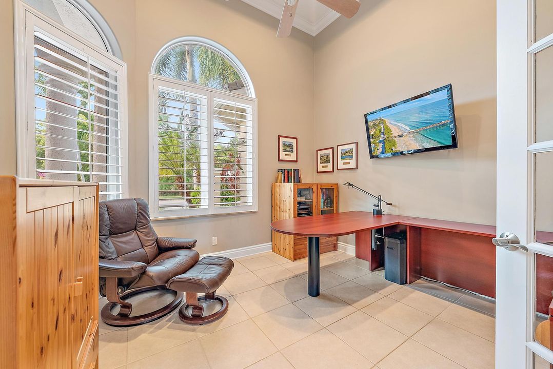 For Sale: $1,899,000 (4 beds, 4 baths, 3834 Square Feet)