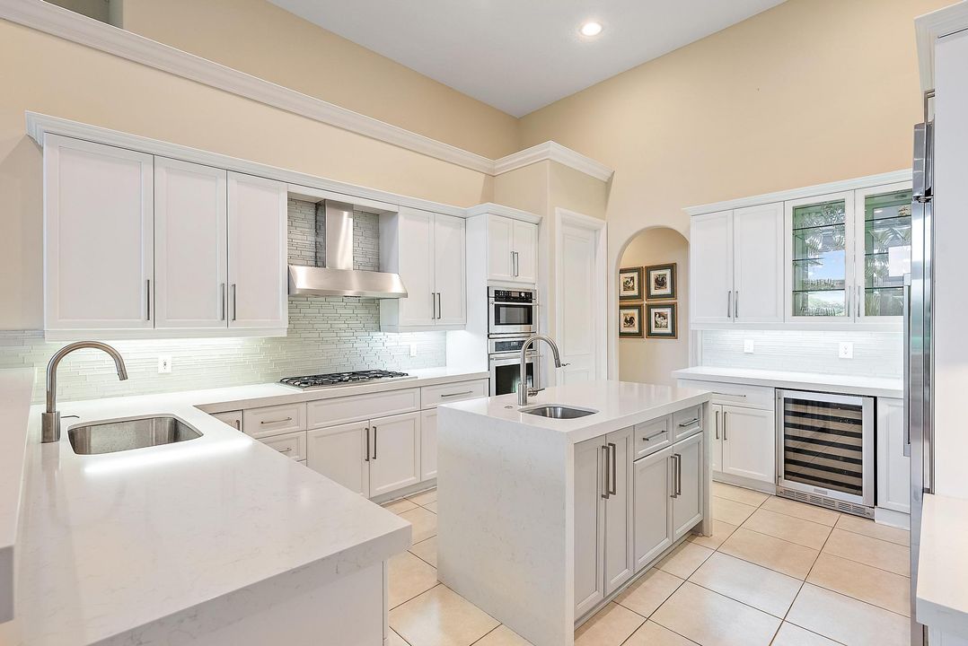 For Sale: $1,899,000 (4 beds, 4 baths, 3834 Square Feet)