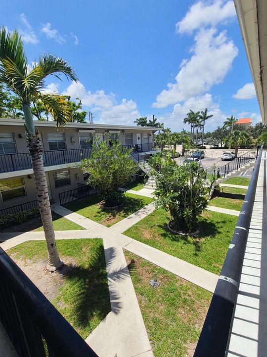 Recently Rented: $1,495 (1 beds, 1 baths, 551 Square Feet)