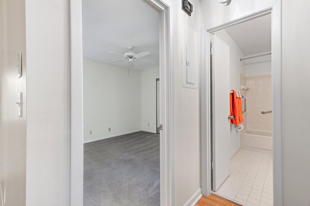 En Venta: $325,000 (2 camas, 2 baños, 1363 Pies cuadrados)