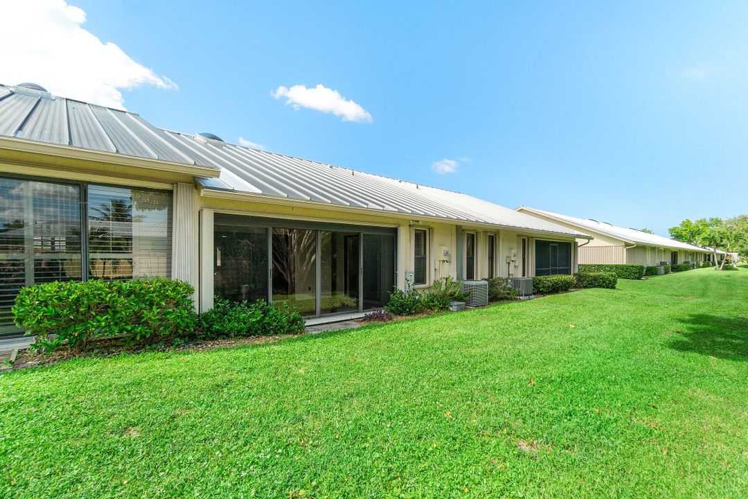 En Venta: $325,000 (2 camas, 2 baños, 1363 Pies cuadrados)