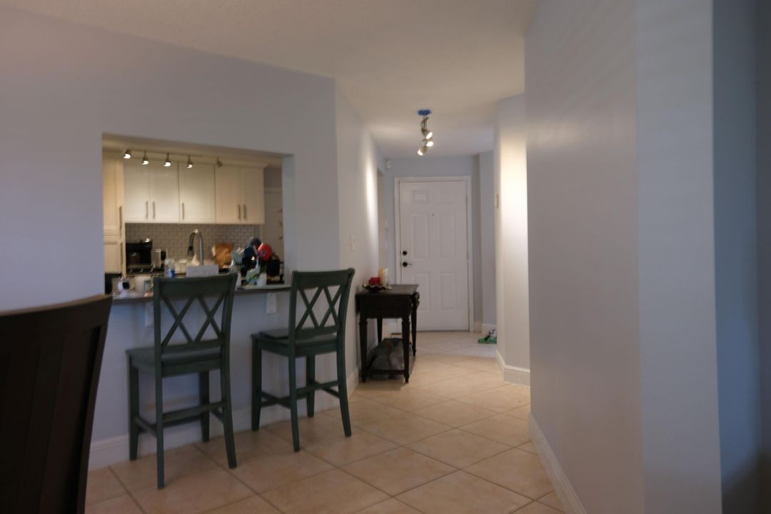 合同活跃: $2,650 (3 贝兹, 2 浴室, 1260 平方英尺)